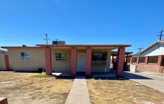 3-Bedroom, 1.5 bath in Phoenix That’s ready for move in !