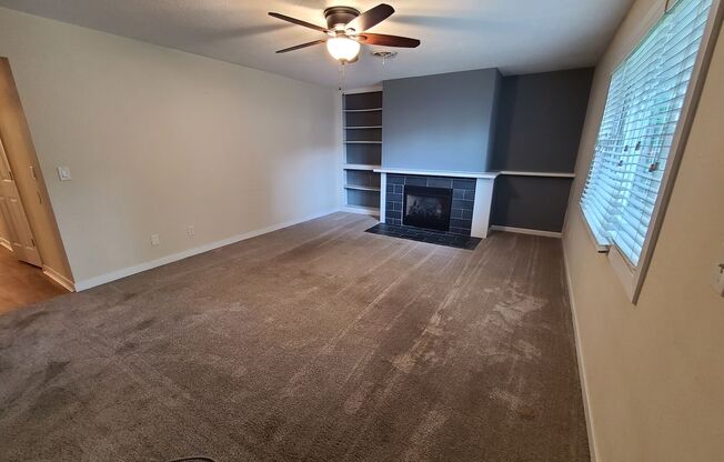 3 beds, 1.5 baths, 1,501 sqft, $1,995