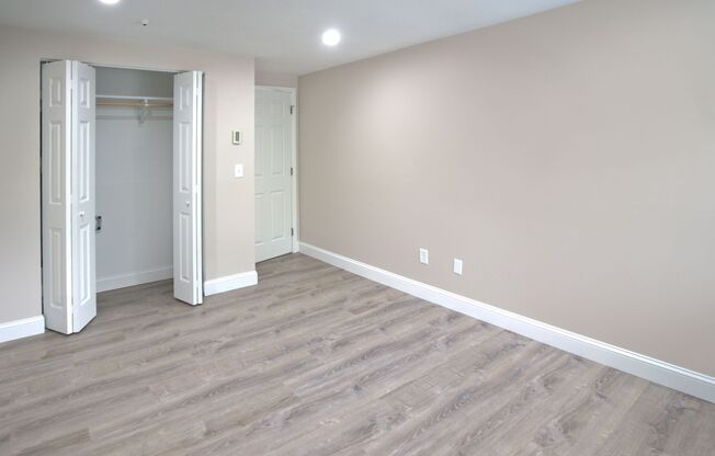 2 beds, 1 bath, 1,050 sqft, $2,700, Unit 22-1