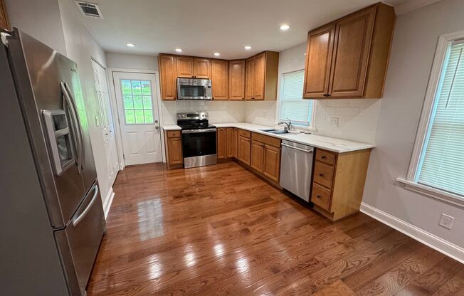 2 Bedrooms, 2 Bathroom - Home in Downtown Rome!