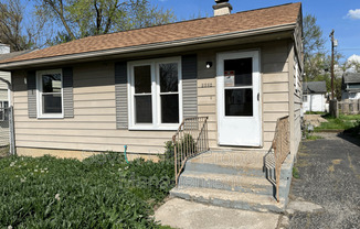 2382 PONTIAC ST