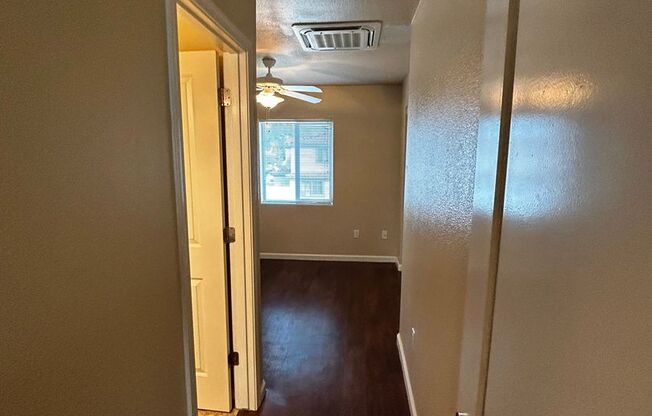 3 beds, 2 baths, 1,194 sqft, $1,595, Unit Unit 8