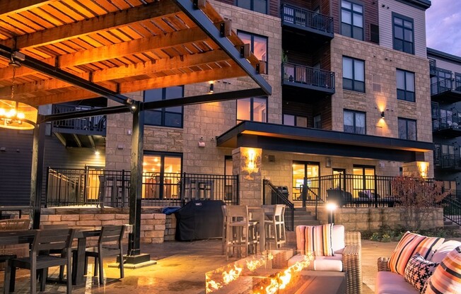 1 bed, 1 bath, 730 sqft, $1,895, Unit The Reserve #311