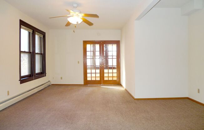 2 beds, 2 baths, 1,075 sqft, $1,450, Unit 12 - 01