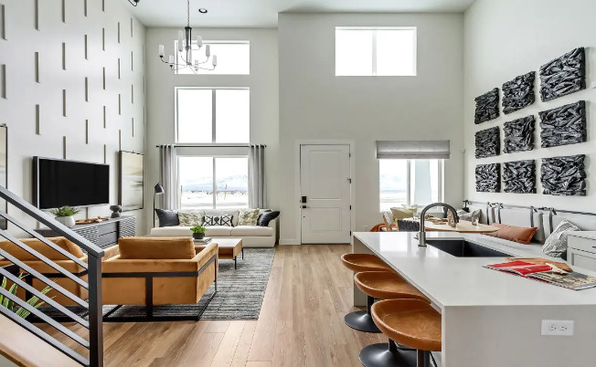 6911 S STATIC PEAK DR