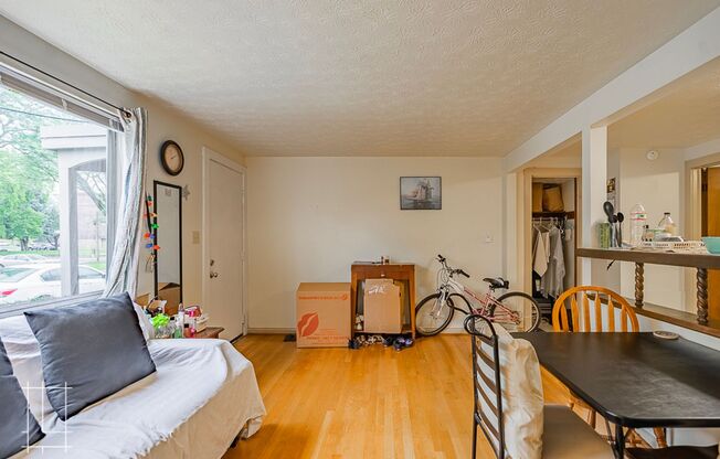1 bed, 1 bath, $1,075, Unit 1120 Apollo Pl.