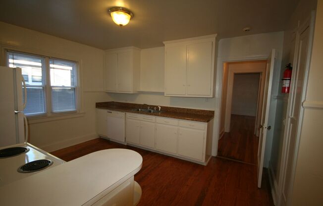 1406 Chapel Hill