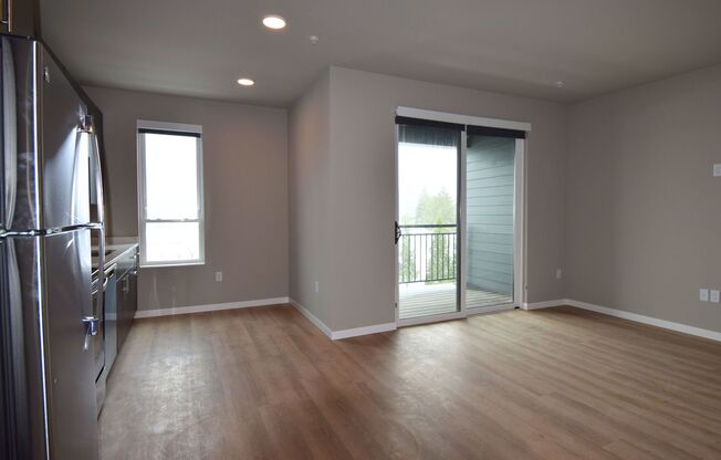 Studio, 1 bath, 612 sqft, $1,605, Unit 5604-107