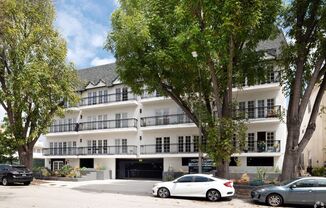 1620 South Bentley Ave