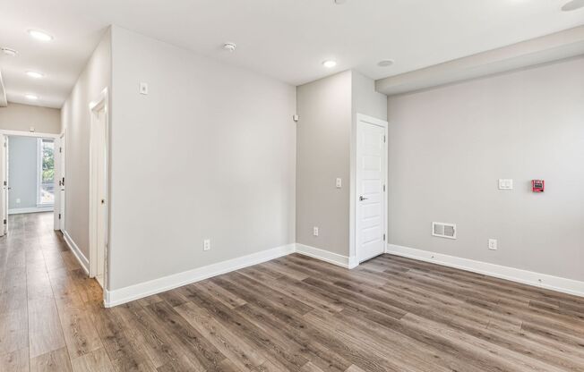 1 bed, 1 bath, $1,325, Unit Unit 1