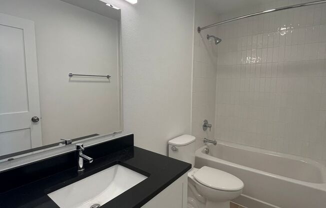 2 beds, 1 bath, $1,895, Unit 9