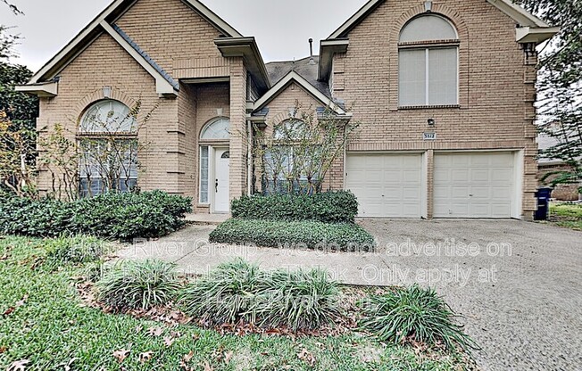 3812 WATERFORD DR