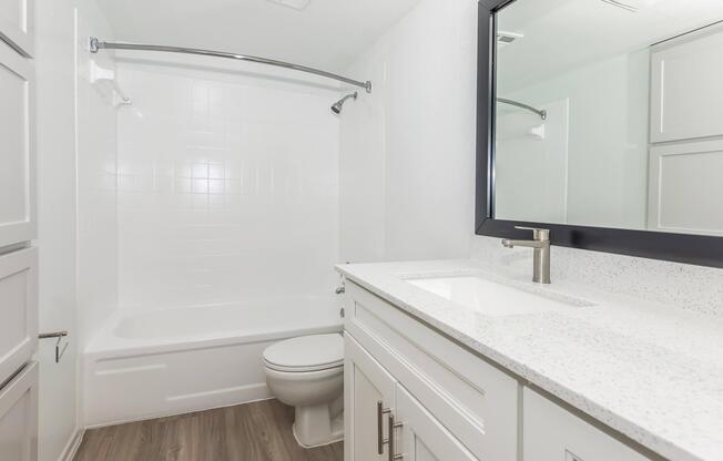 1 bed, 1 bath, 727 sqft, $1,127