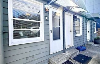 919 N 104 ST