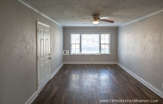 2 beds, 1 bath, 1,266 sqft, $995