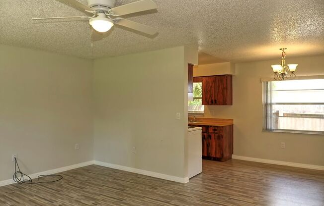 Duplex in Colonialtown