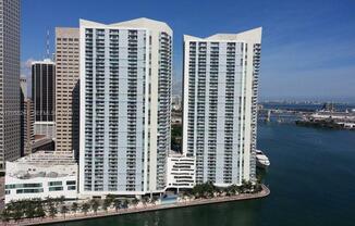 325 S Biscayne Blvd