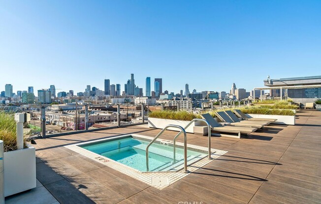 2 beds, 2 baths, 1,720 sqft, $5,100, Unit 433