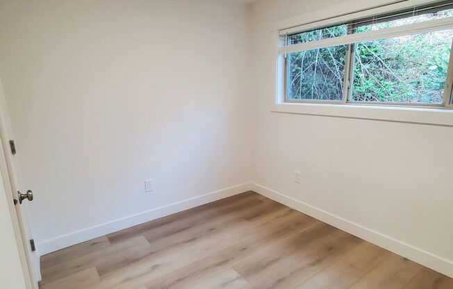 2 beds, 1 bath, 731 sqft, $2,595, Unit 207