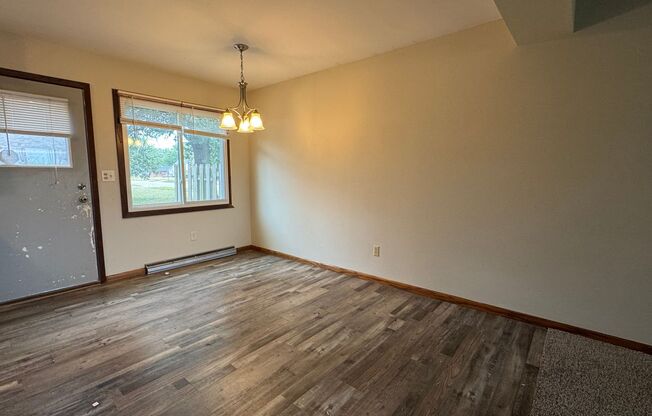135-145 N Willson