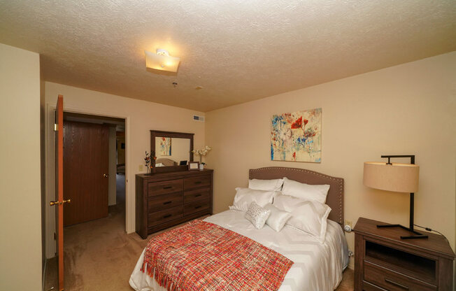 Cozy Bedrooms at Green Ridge Apartments, Grand Rapids, MI 49544