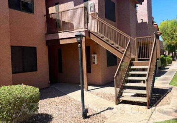 1075 E Chandler Blvd