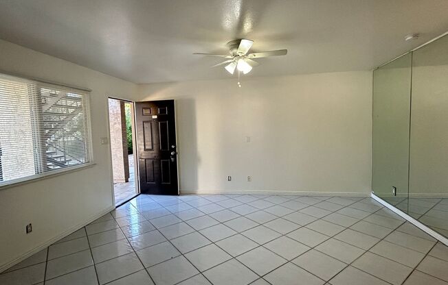 GATED COMMUNITY, 2 BEDROOM 1 BATH