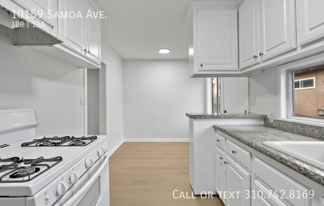 10159 SAMOA AVE