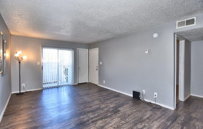 1 bed, 1 bath, 700 sqft, $769, Unit 1104