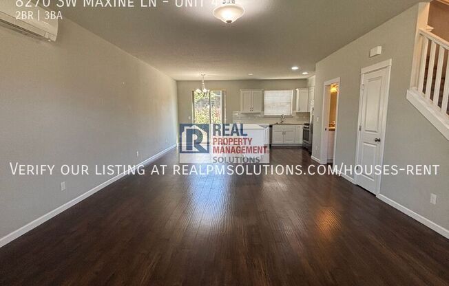 8270 SW Maxine LN