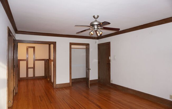 12 - 3518 Nicollet