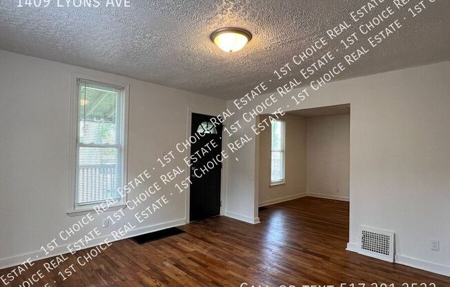 1409 LYONS AVE