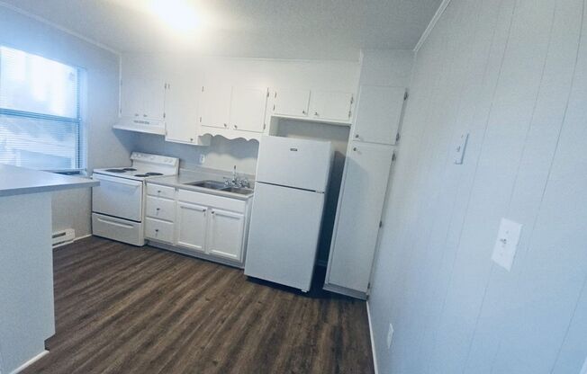 1 bed, 1 bath, 576 sqft, $750, Unit 3625-C
