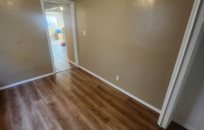 2 beds, 1 bath, $1,550