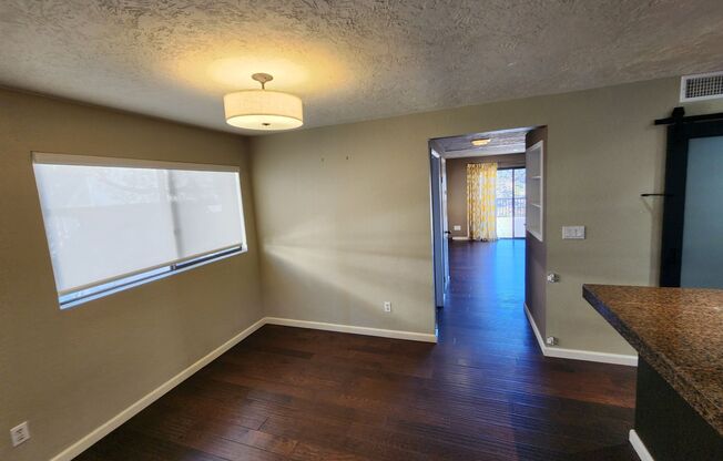 3 beds, 2.5 baths, $4,395, Unit # #B