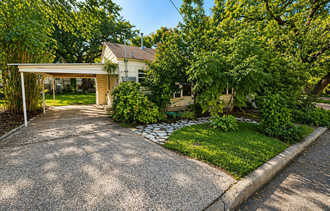 Charming Travis Heights Home Near South Congress