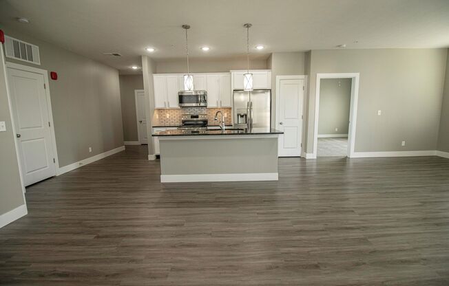 2 beds, 2.5 baths, 1,200 sqft, $2,300, Unit 500 South St Apt 513