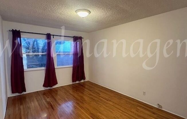 2 beds, 1 bath, $3,295, Unit 1029-D