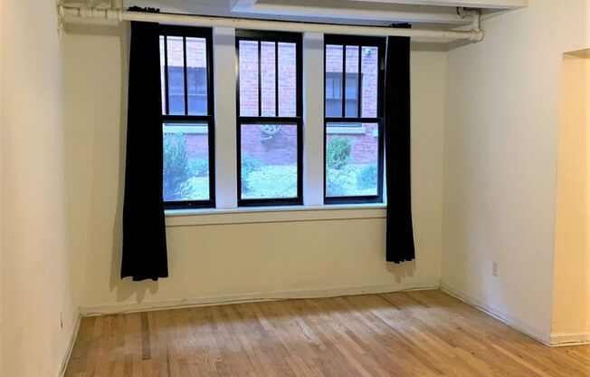 1 bed, 1 bath, 705 sqft, $2,275, Unit 638-55G