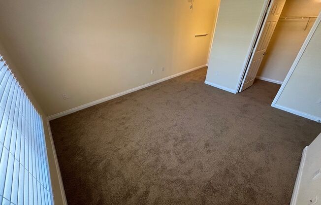 2 beds, 2 baths, $1,200, Unit # 2017