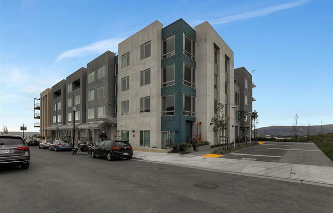 51 Innes Ct Apt 211
