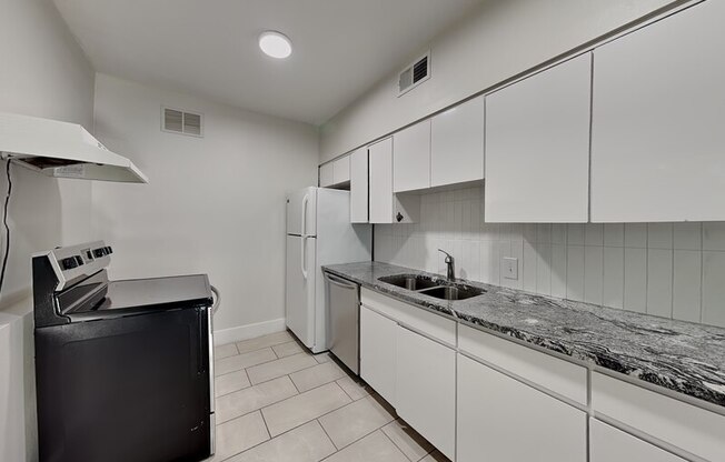 3801 1/2 W PALMIRA AVE