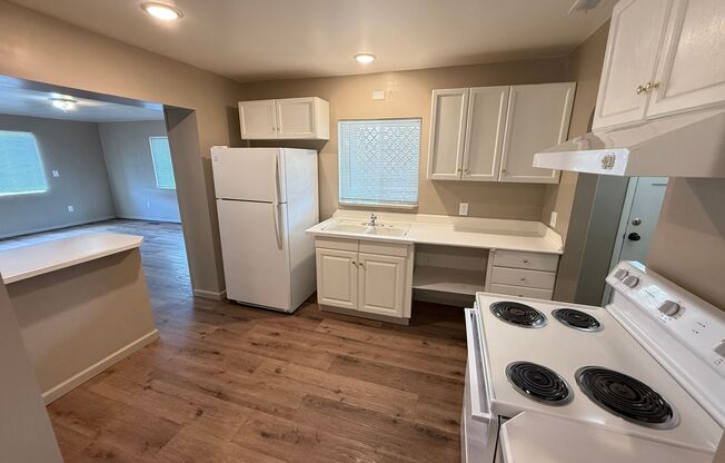 3bd/1ba House in Great Neighborhood near McClure Elementary!