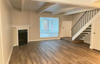 2 beds, 1.5 baths, 864 sqft, $1,925, Unit 261212