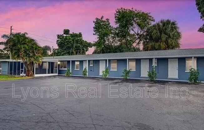 11109 TAMIAMI TRL