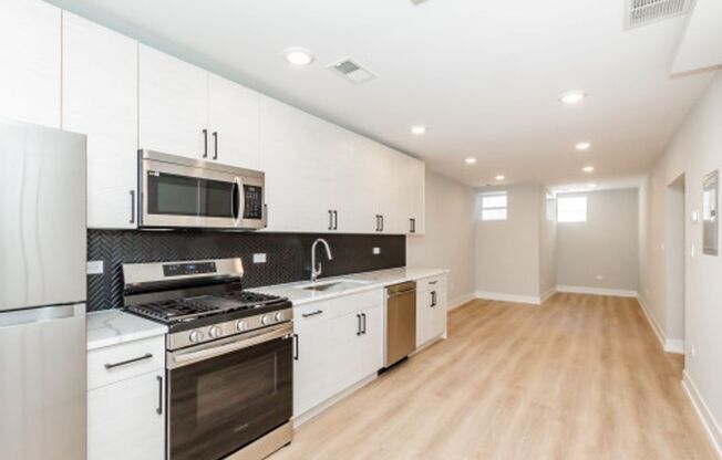 AFFORDABLE, Newly Renovated, 1-Bed/1-Bath, Parking Available MUST MAKE LESS THAN $43,000/YEAR INCOME TO APPLY