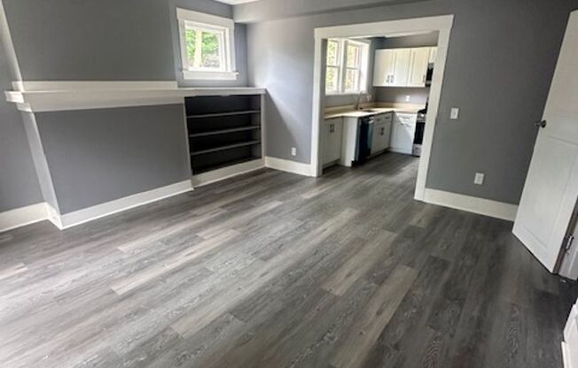 Beautifully Renovated 1-Bedroom Apartment on Frankstown Avenue – Modern & Bright!