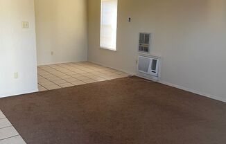 2 beds, 1 bath, 800 sqft, $625