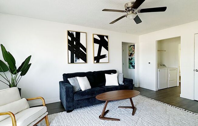 2 beds, 2 baths, 1,300 sqft, $1,299, Unit 3011