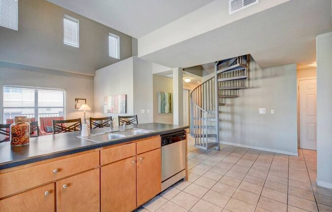 4 beds, 2 baths, 1,198 sqft, $3,495, Unit 603